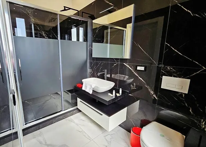 Domitia Vatican Luxury Apartment
